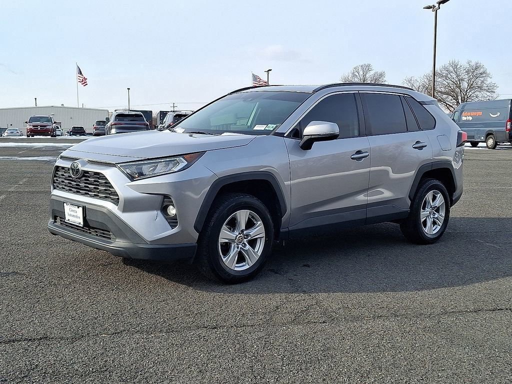 Used 2021 Toyota RAV4 XLE w/ Convenience Package AWD/4WD image 6
