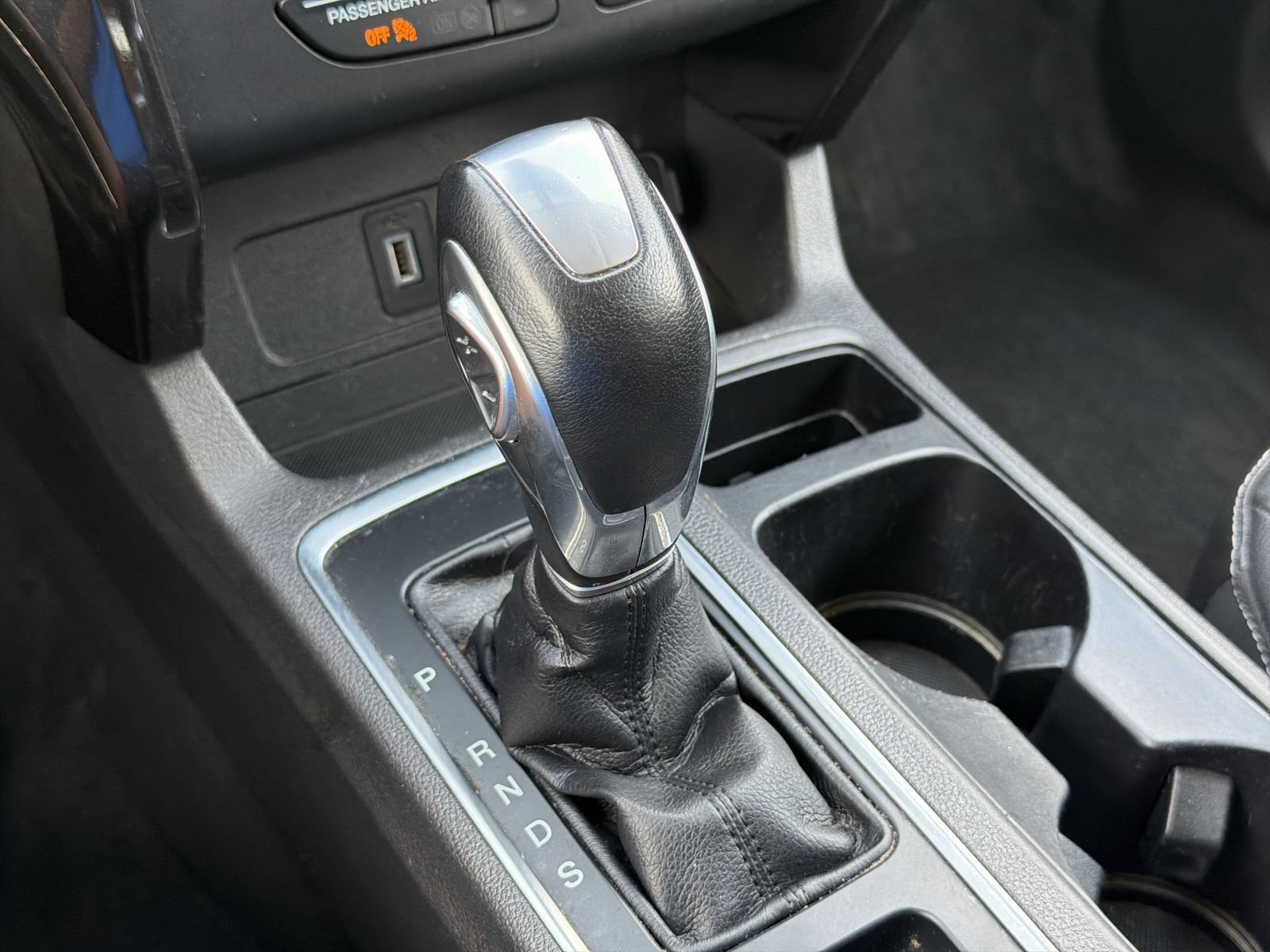 Used 2019 Ford Escape Titanium AWD/4WD image 33