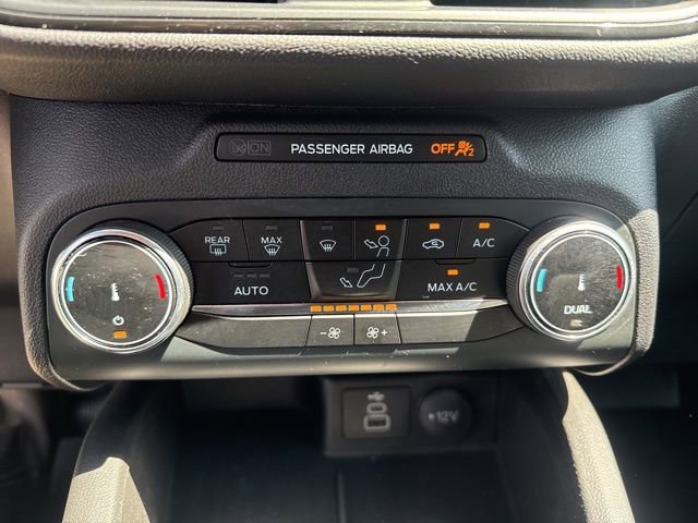 Used 2025 Ford Escape ST-Line FWD image 32