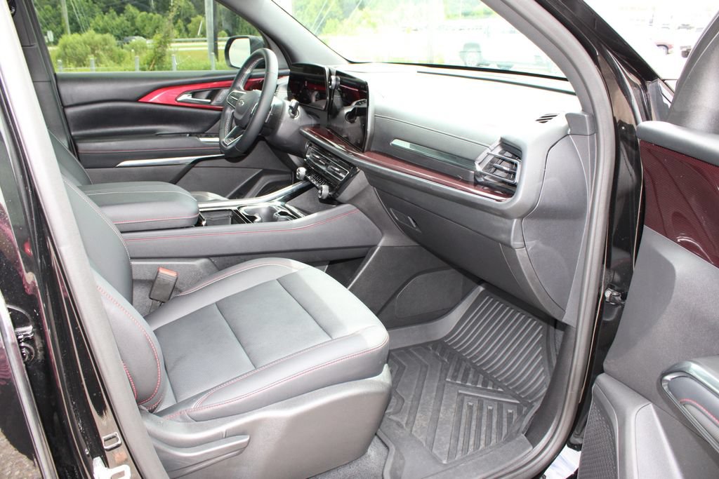 Used 2026 Chevrolet Traverse Z71 w/ Driver Confidence Package AWD/4WD image 6
