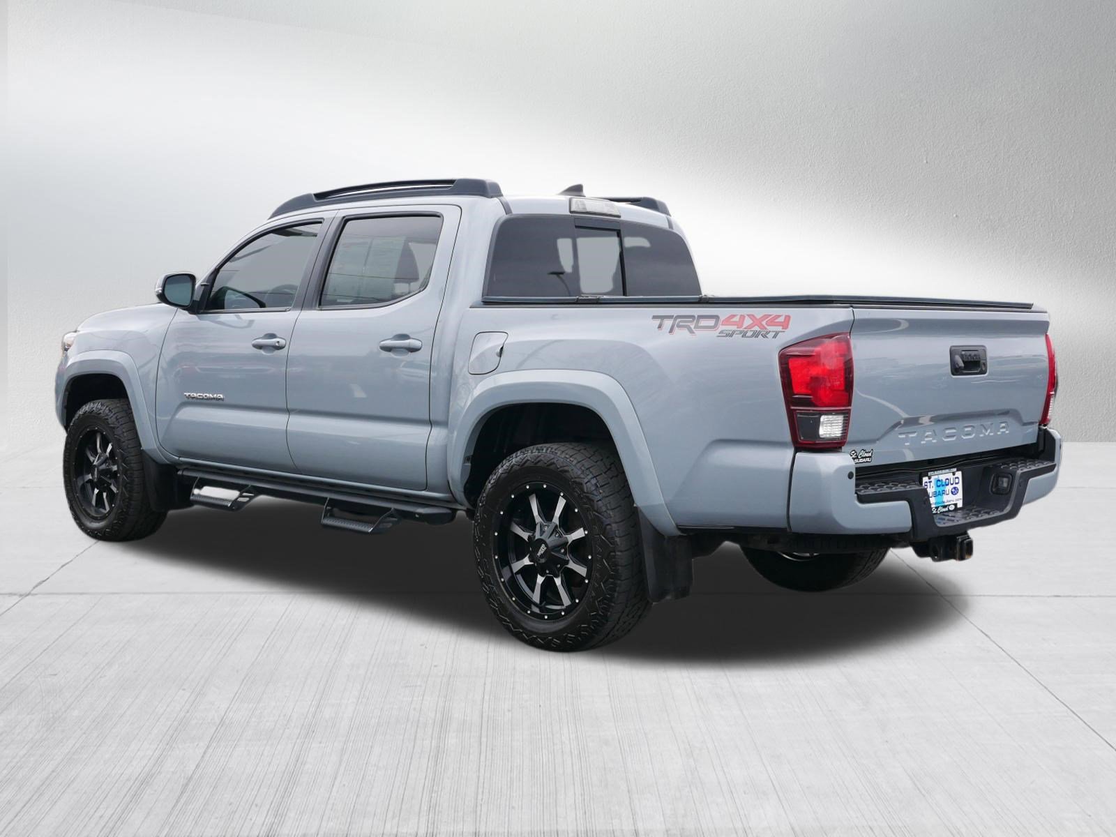 Used 2019 Toyota Tacoma TRD Sport image 5