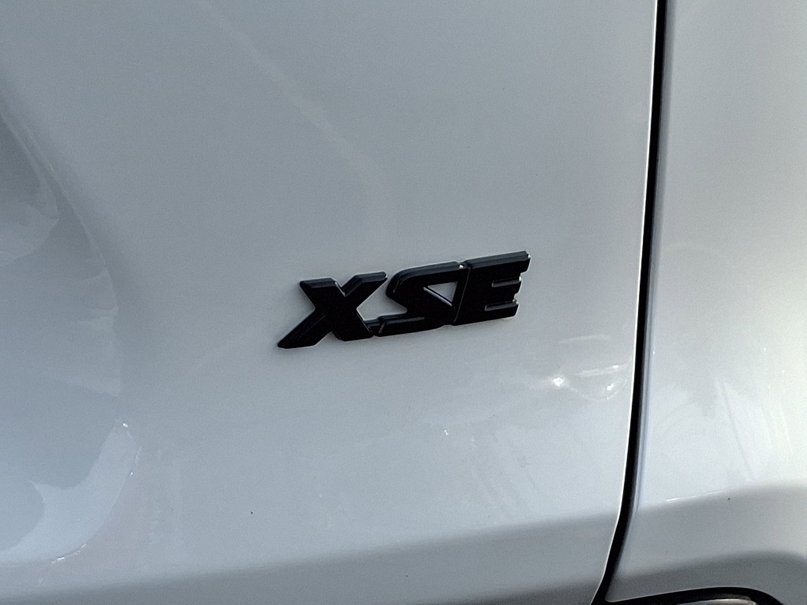 Used 2024 Toyota RAV4 XSE w/ Premium Package image 34