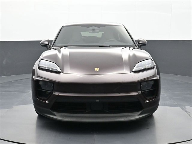 Used 2024 Porsche Macan 4 Electric image 25