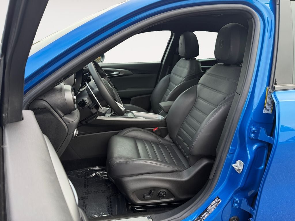Used 2024 Alfa Romeo Tonale Veloce AWD/4WD image 6