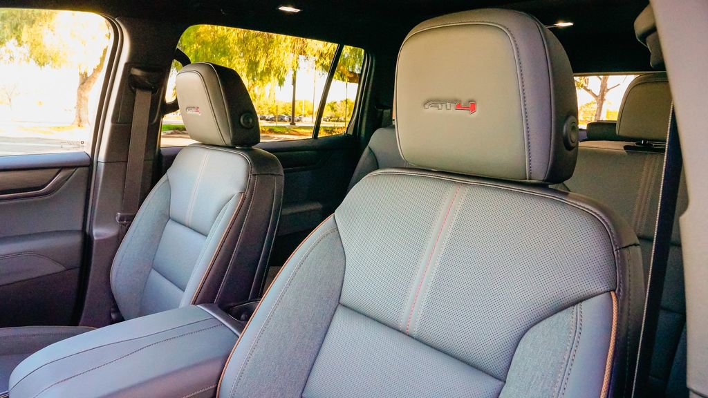 New 2026 GMC Acadia AT4 w/ Super Cruise Package image 15