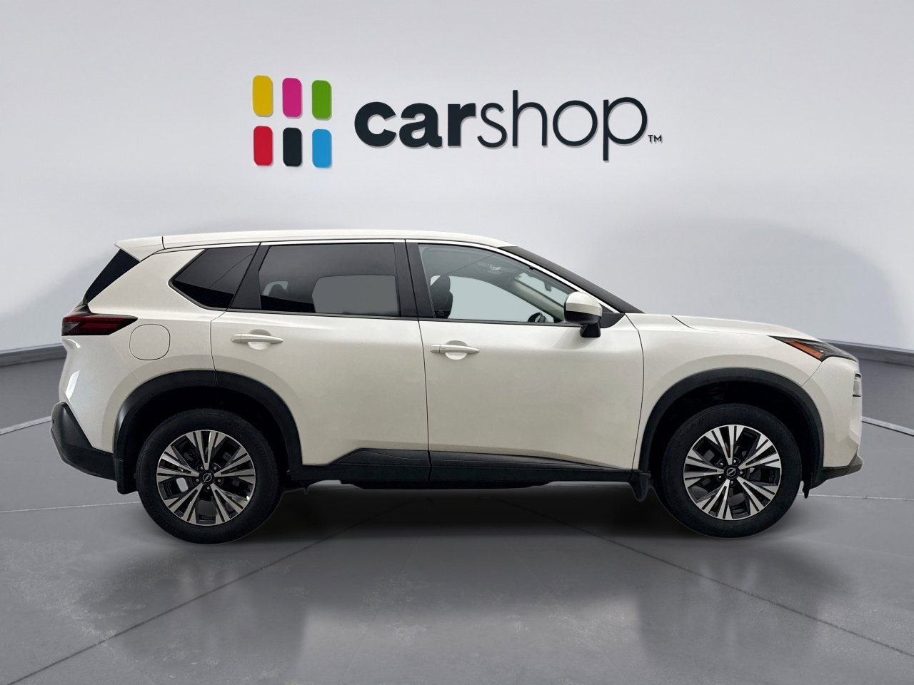 Used 2023 Nissan Rogue SV image 6