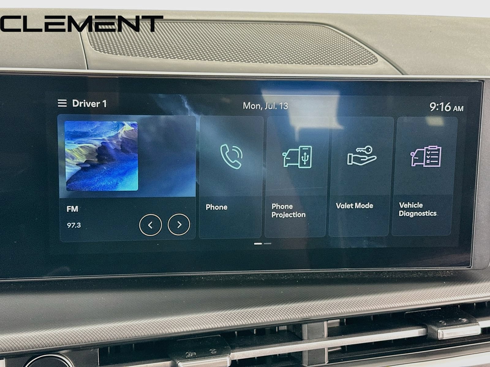 Certified 2025 Hyundai Santa Fe SEL FWD image 19