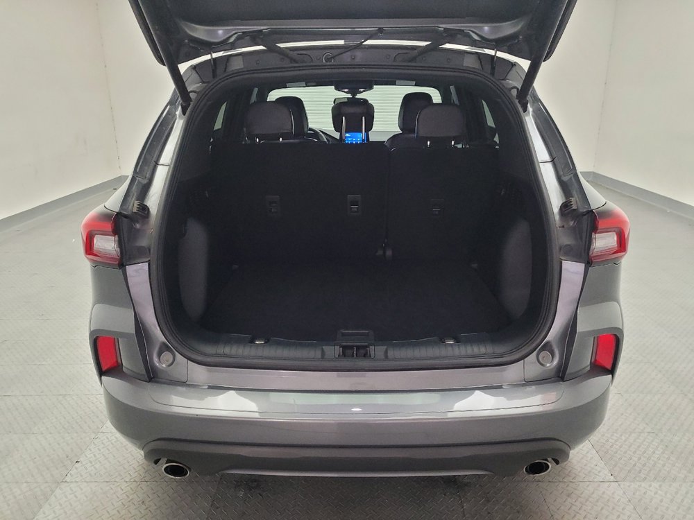 Used 2023 Ford Escape ST-Line w/ Cold Weather Package image 29