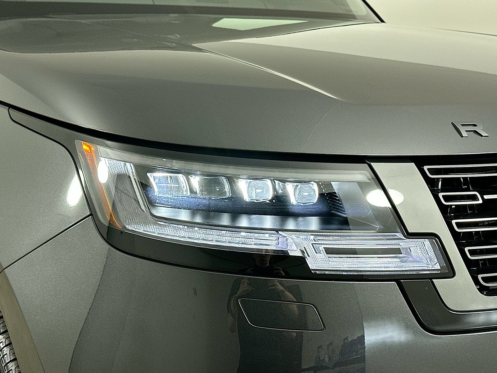 New 2026 Land Rover Range Rover SE AWD/4WD image 9