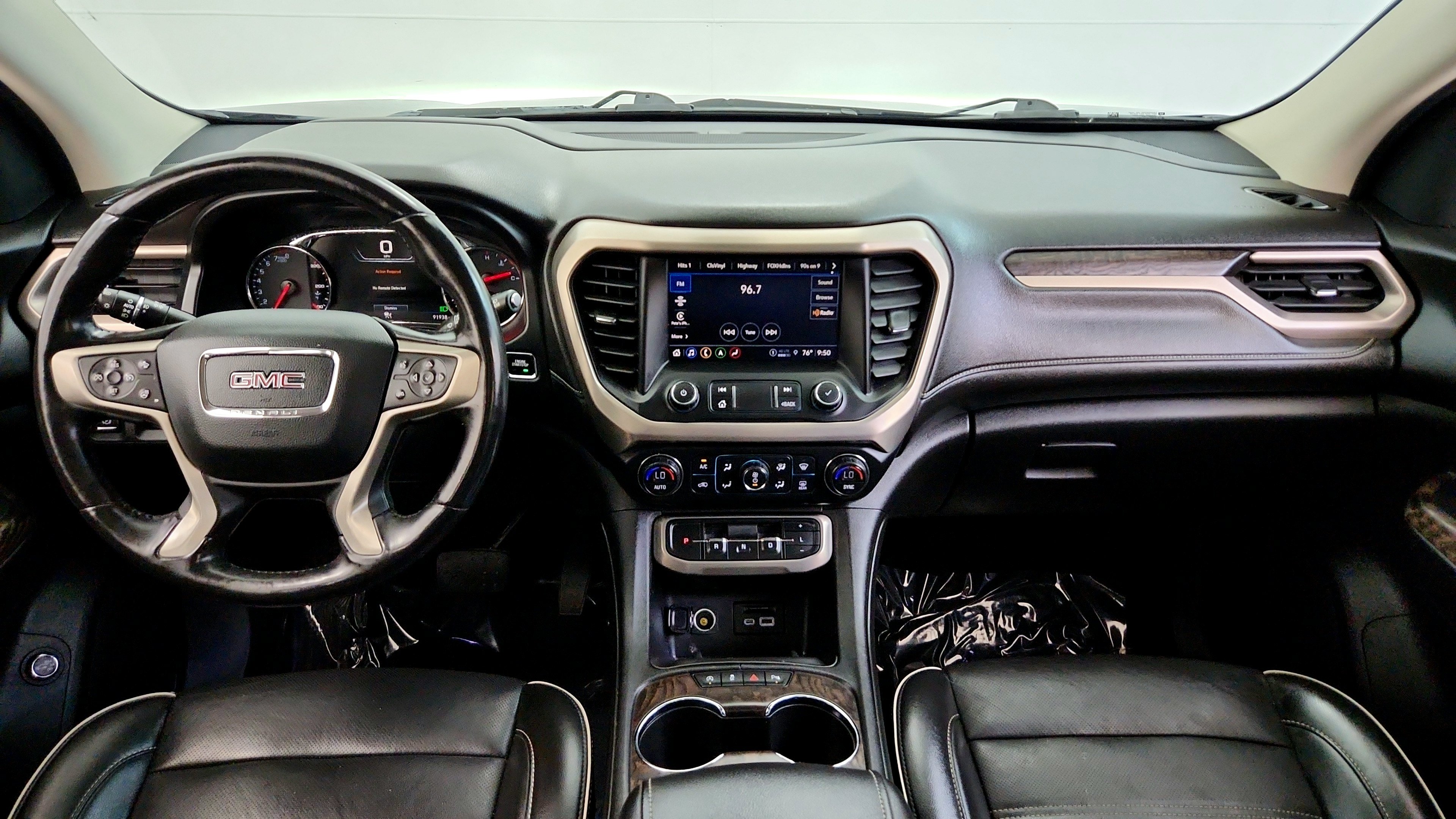 Used 2021 GMC Acadia Denali w/ Denali Ultimate Package AWD/4WD image 22