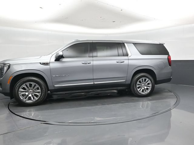Used 2025 GMC Yukon XL Denali AWD/4WD image 29