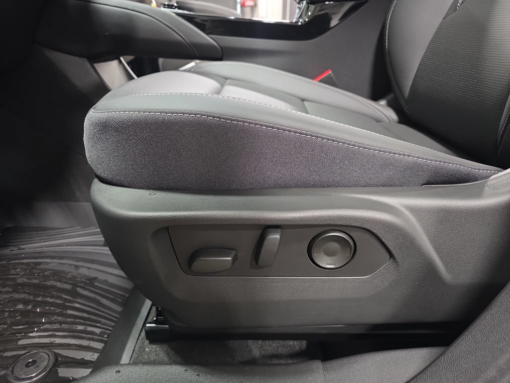 New 2026 Buick Envision Preferred AWD/4WD image 29
