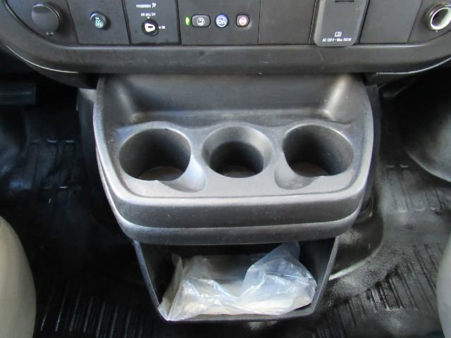 Used 2023 GMC Savana 2500 Extended w/ Driver Convenience Package image 29