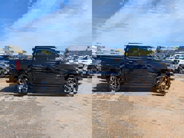 Used 2020 RAM 1500 Limited image 3