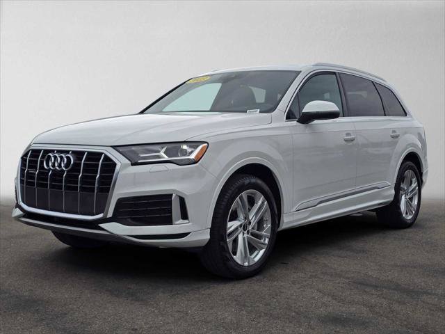 Used 2023 Audi Q7 2.0T Premium w/ Towing Package AWD/4WD image 7