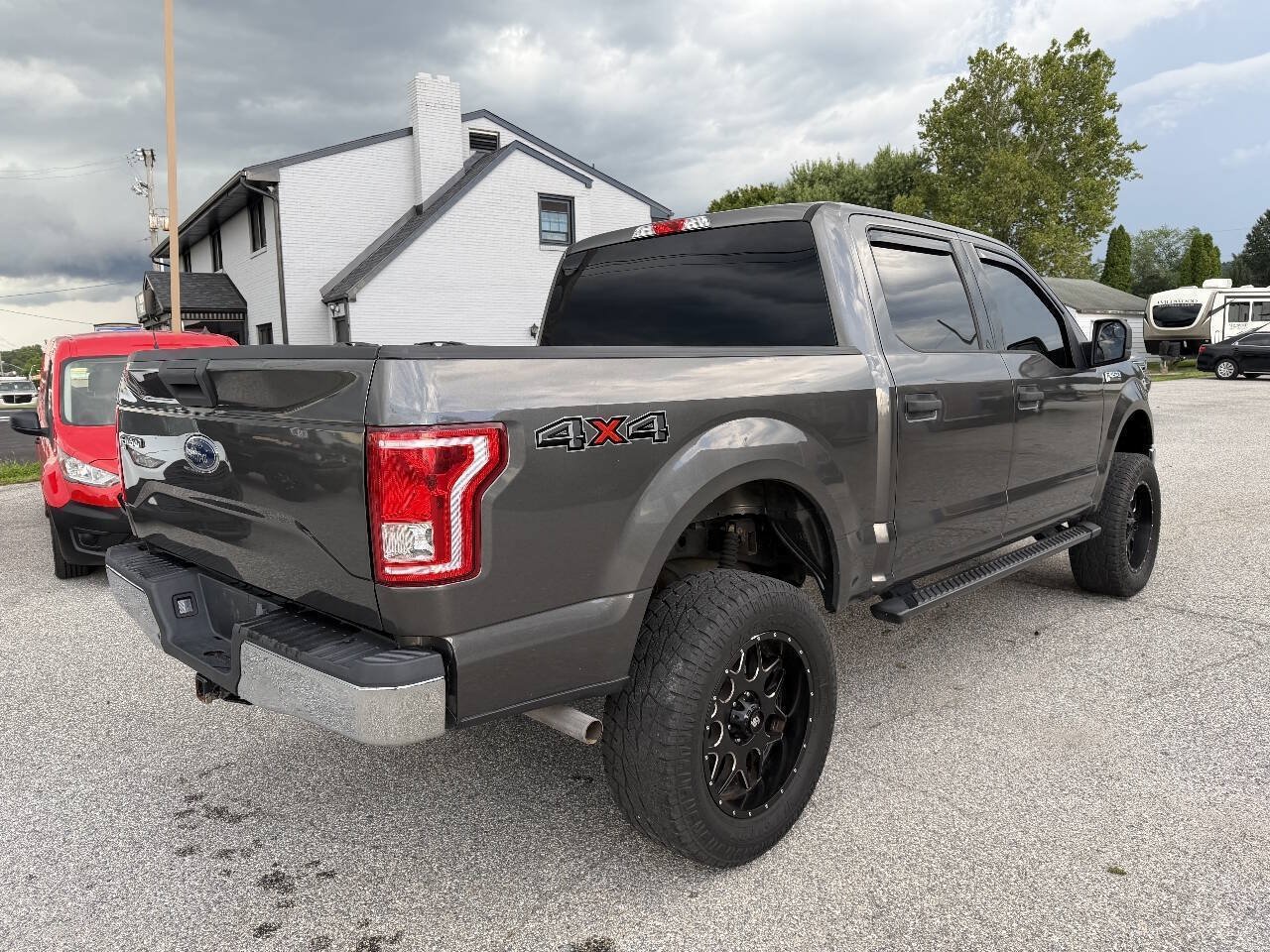 Used 2017 Ford F150 XLT AWD/4WD image 8