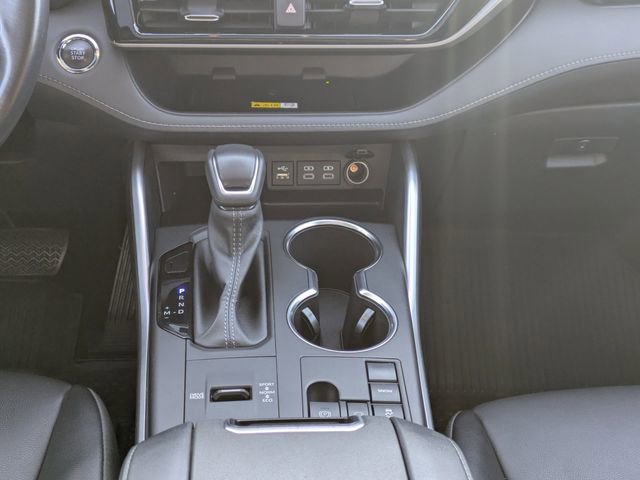Used 2023 Toyota Highlander XLE image 21