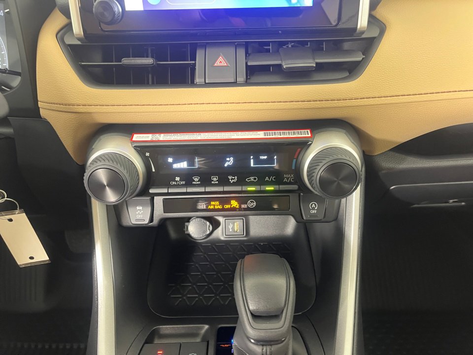 New 2025 Toyota RAV4 LE image 15
