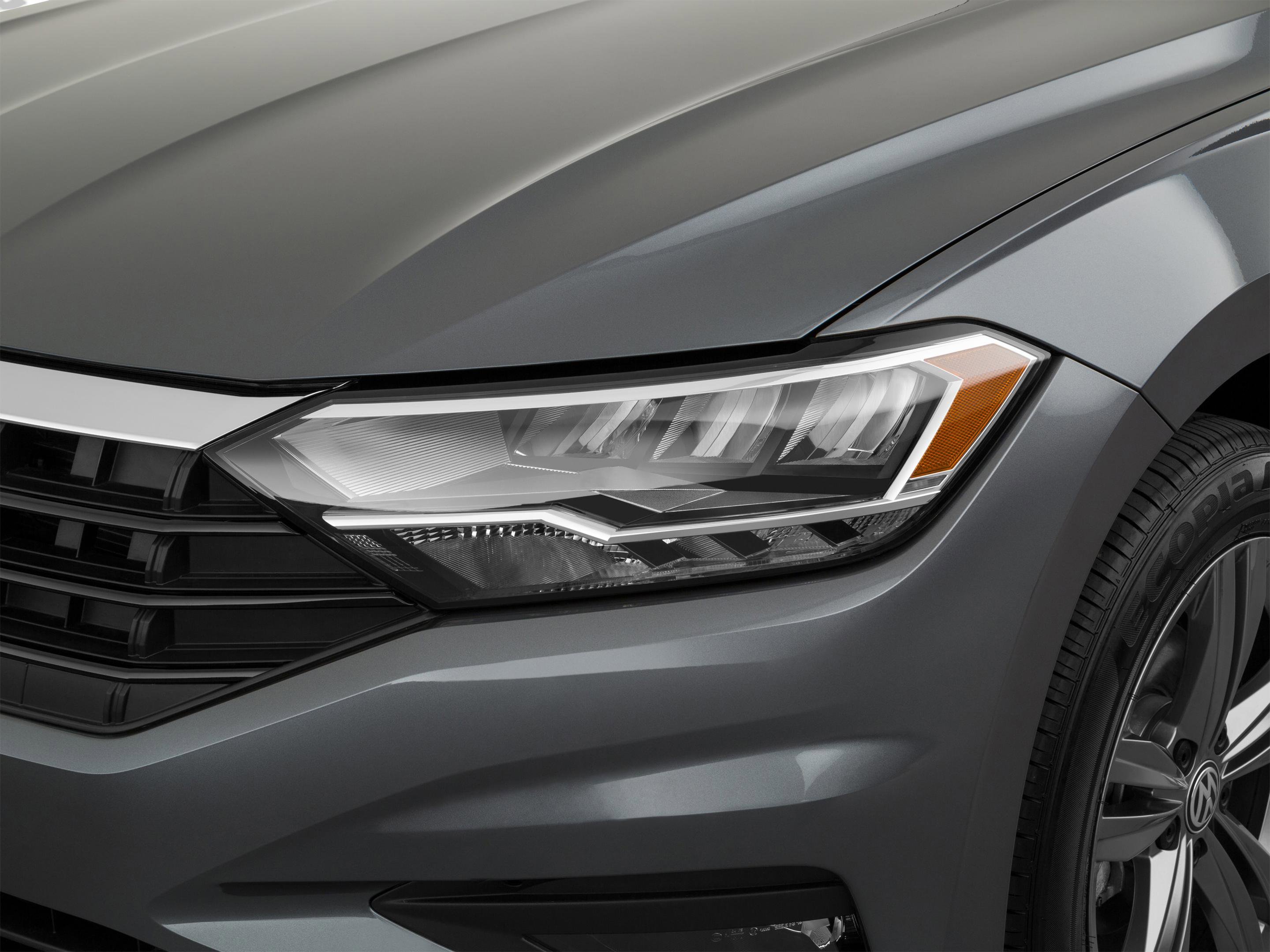 Used 2020 Volkswagen Jetta R-Line w/ R-Line Cold Weather Package FWD image 50