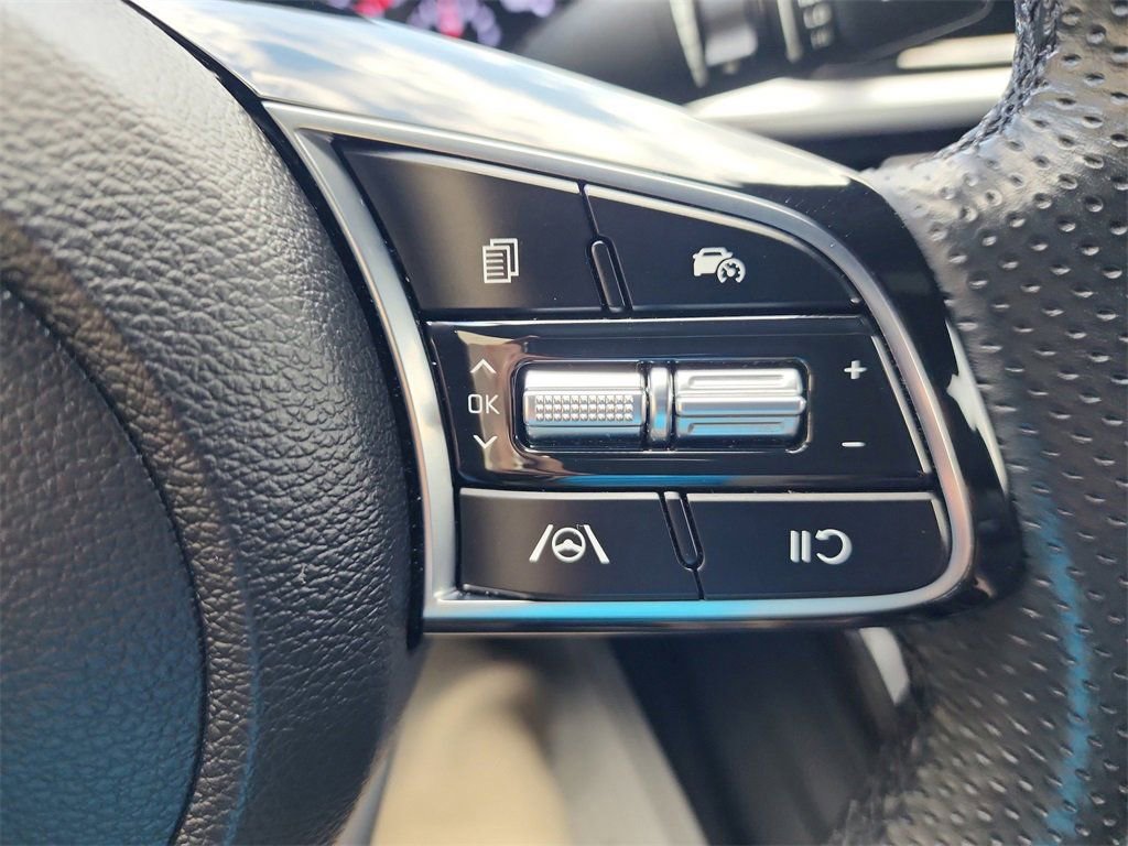 Used 2023 Kia Forte GT-Line image 17