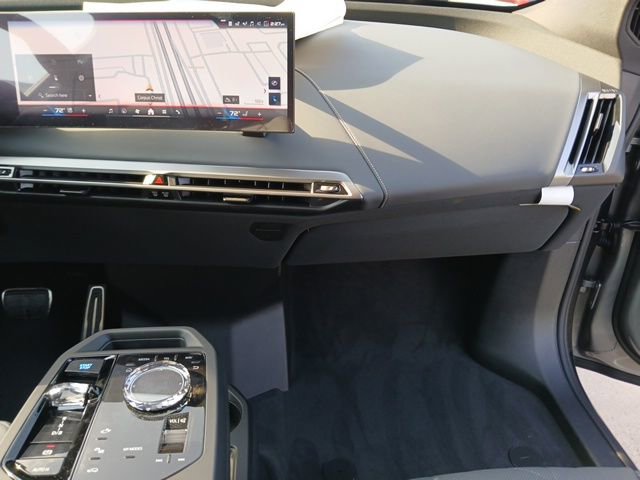 New 2026 BMW iX M70 image 19