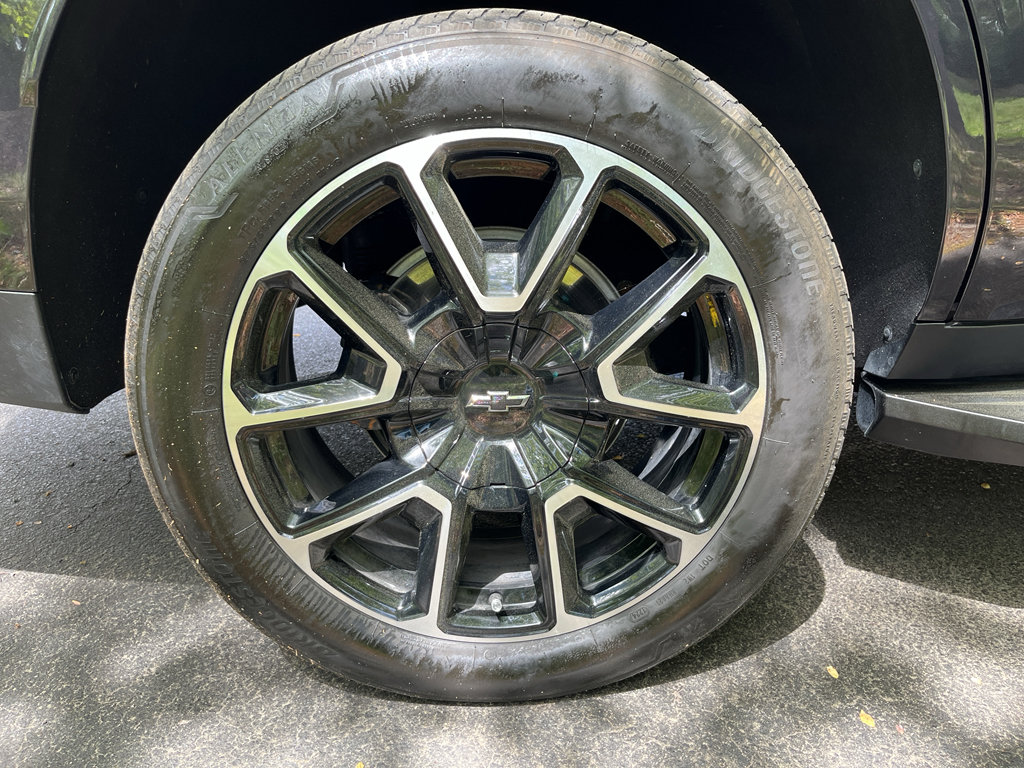 Used 2024 Chevrolet Tahoe RST w/ Luxury Package RWD image 36