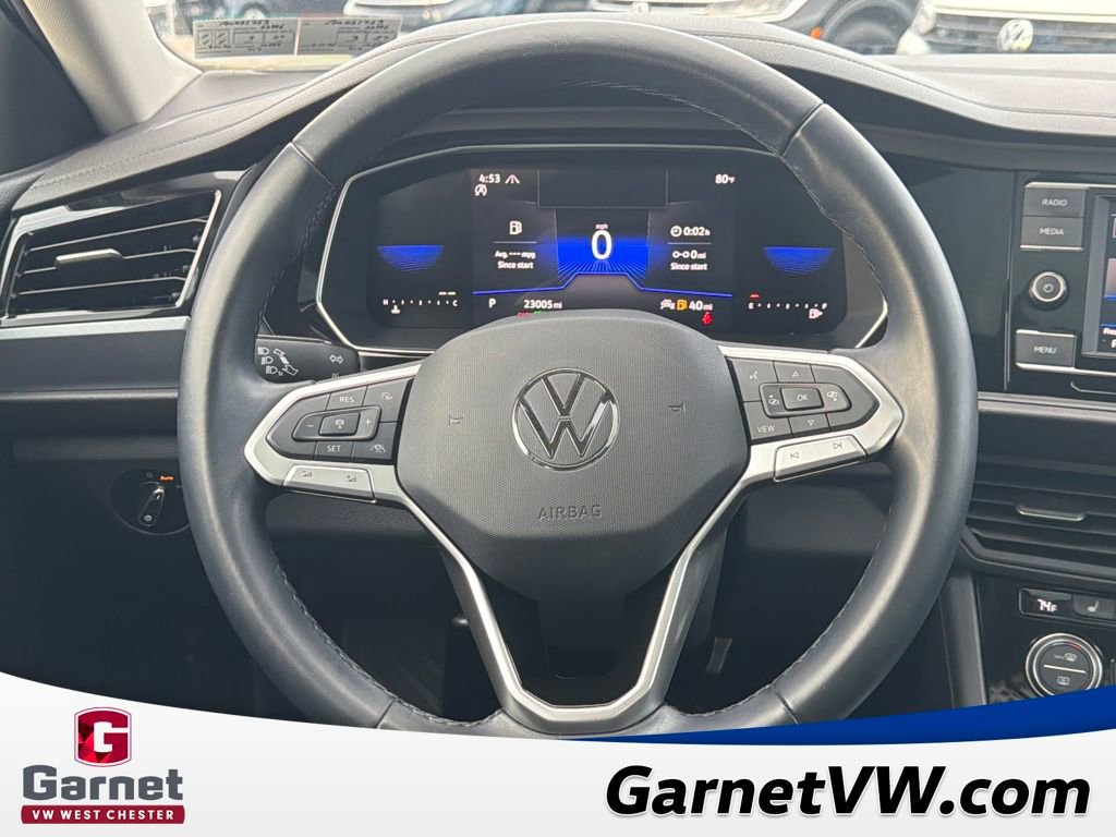 Certified 2023 Volkswagen Jetta SE image 15