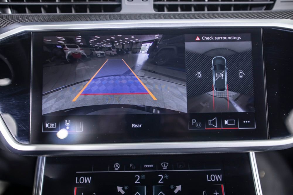 Used 2025 Audi RS 6 performance image 31