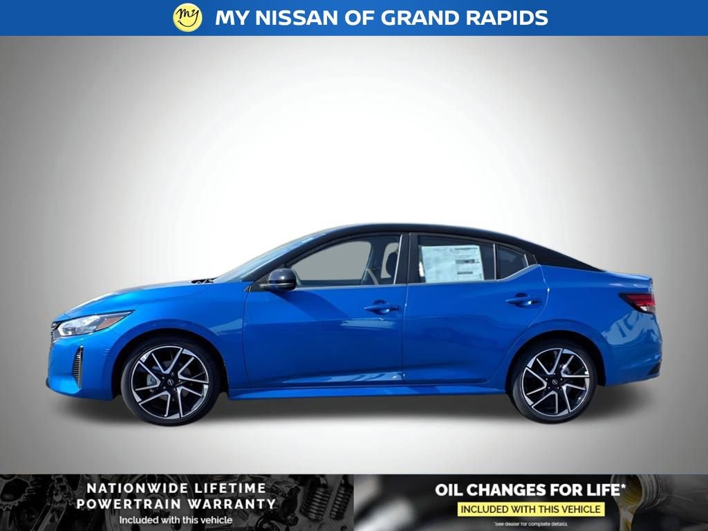 New 2025 Nissan Sentra SR image 4