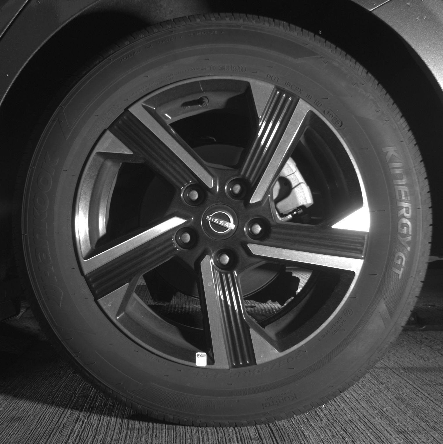 Used 2025 Nissan Sentra SV FWD image 14