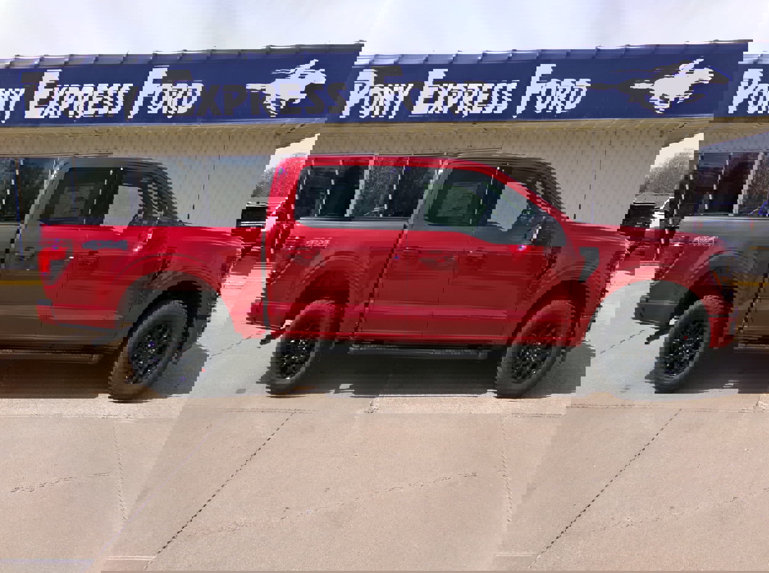 New 2025 Ford F150 XLT w/ Equipment Group 302A MID image 2