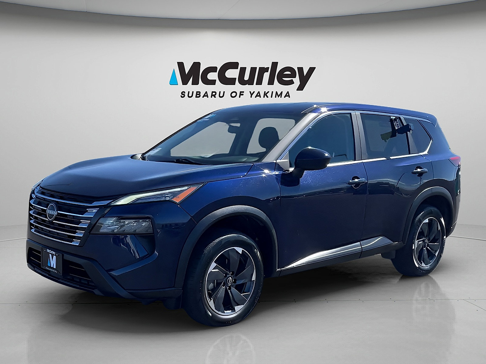 Used 2024 Nissan Rogue SV