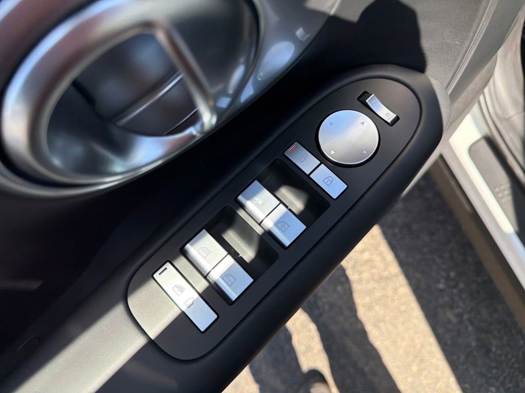 New 2026 Hyundai Ioniq 9 SE image 12