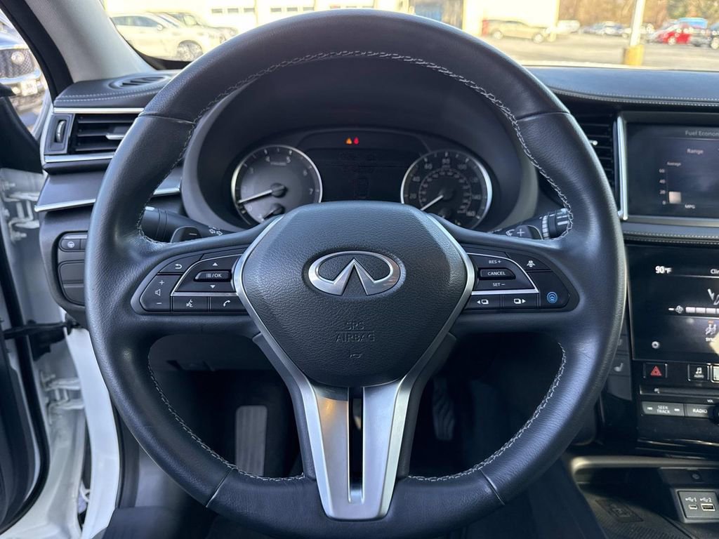 Certified 2023 INFINITI QX50 Luxe image 11