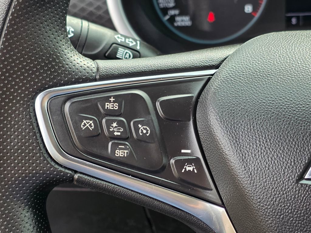 Used 2025 Chevrolet Malibu LT image 17