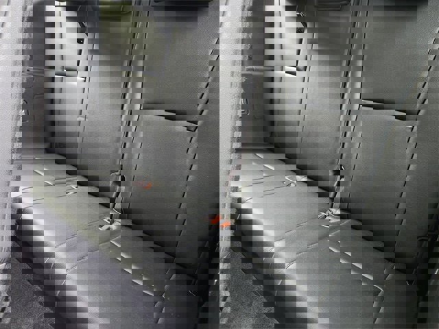 Used 2020 Toyota Highlander XLE image 23