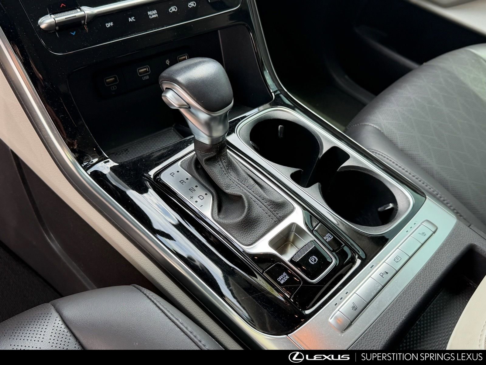 Used 2022 Kia Carnival EX FWD image 11