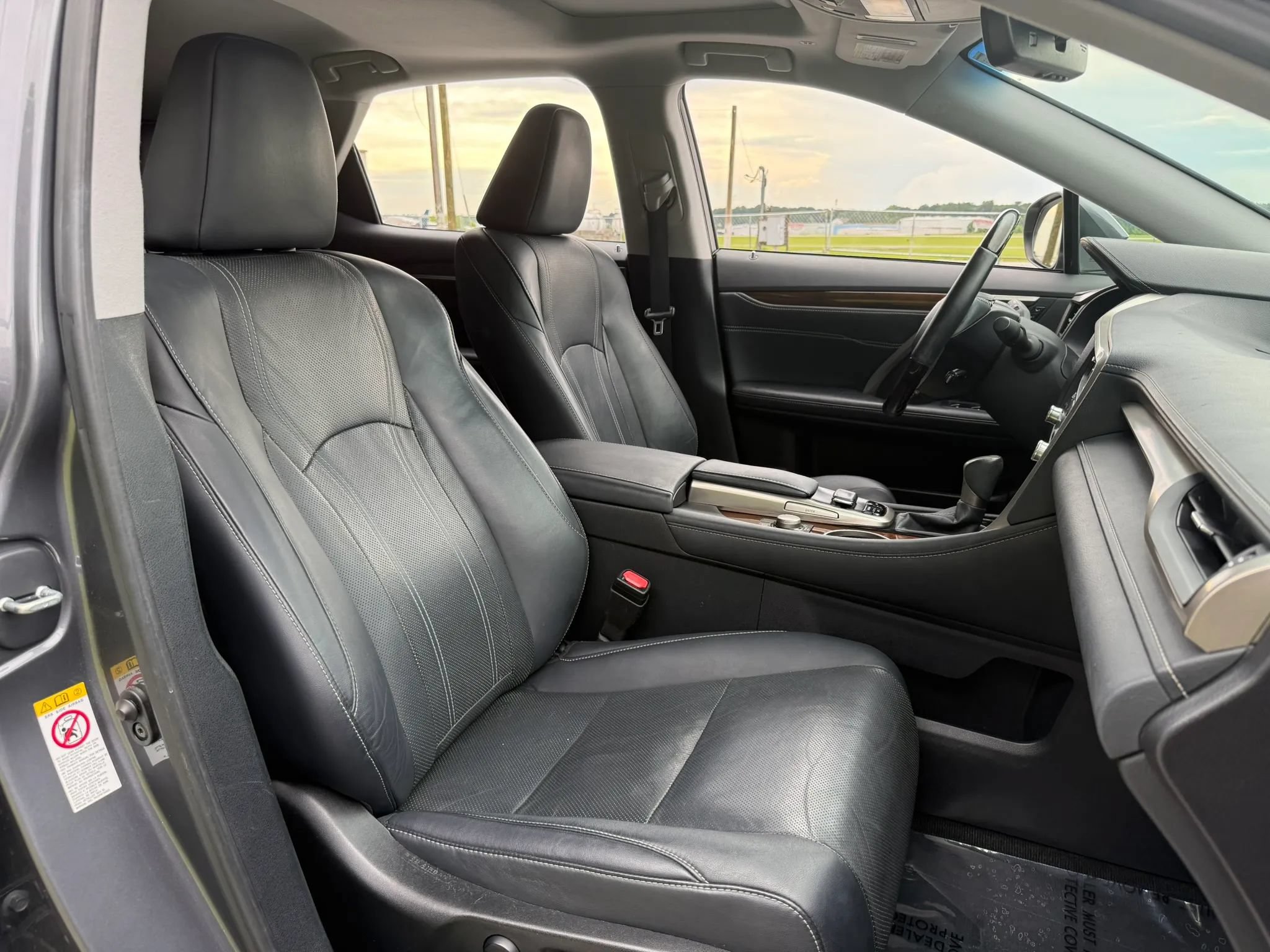 Used 2017 Lexus RX 350 FWD w/ Premium Package image 28