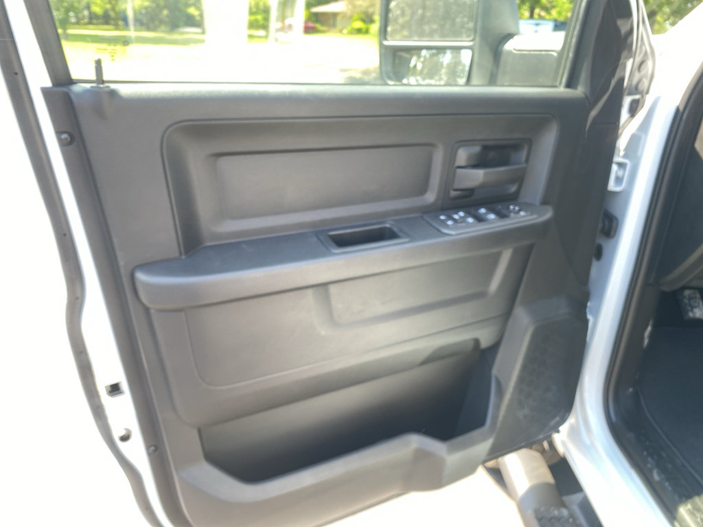 New 2026 RAM 3500 Tradesman AWD/4WD image 16