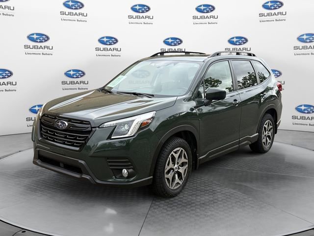 Used 2023 Subaru Forester Premium image 8
