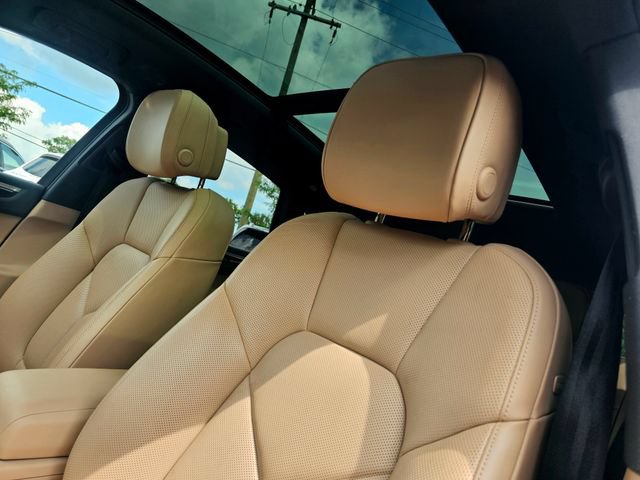 Used 2022 Porsche Macan AWD/4WD image 19