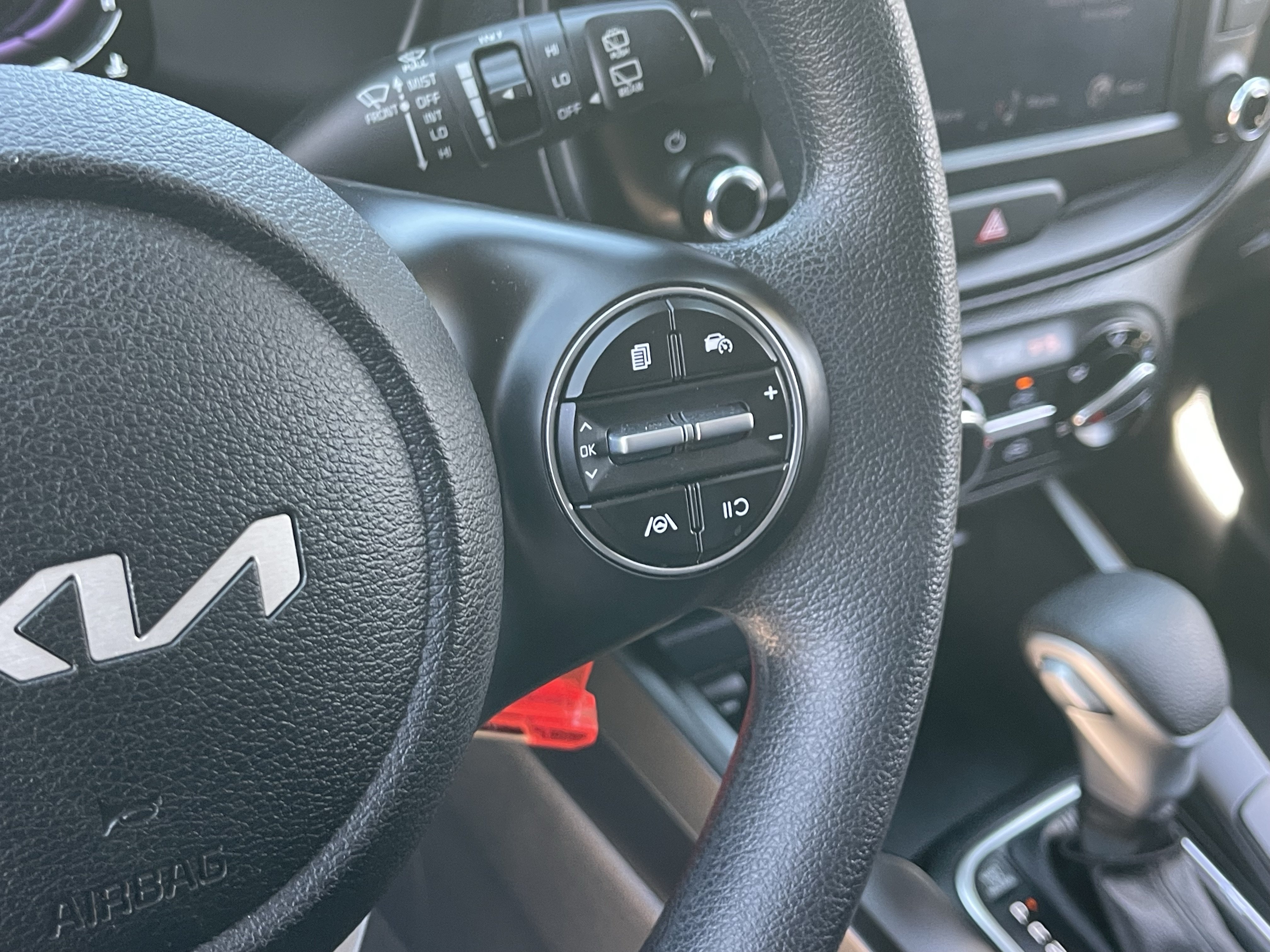 Certified 2023 Kia Soul LX w/ LX Technology Package FWD image 24