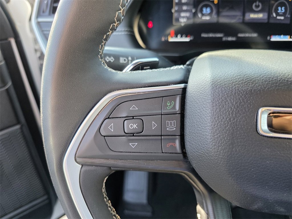 Used 2024 Jeep Grand Cherokee L Laredo image 21