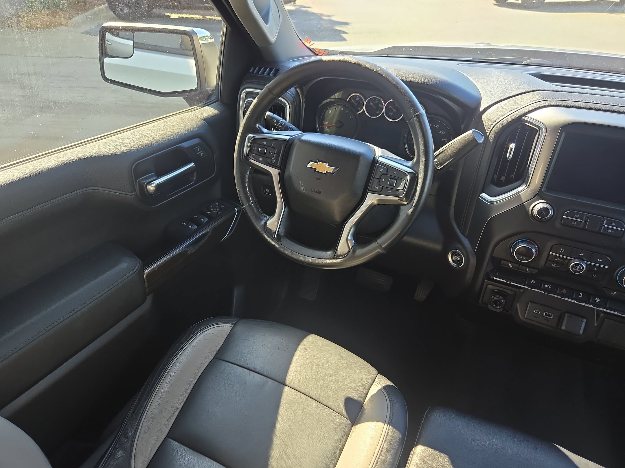 Used 2019 Chevrolet Silverado 1500 LT w/ All-Star Edition RWD image 9