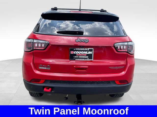 Used 2023 Jeep Compass Trailhawk w/ Sun and Sound Group AWD/4WD image 4