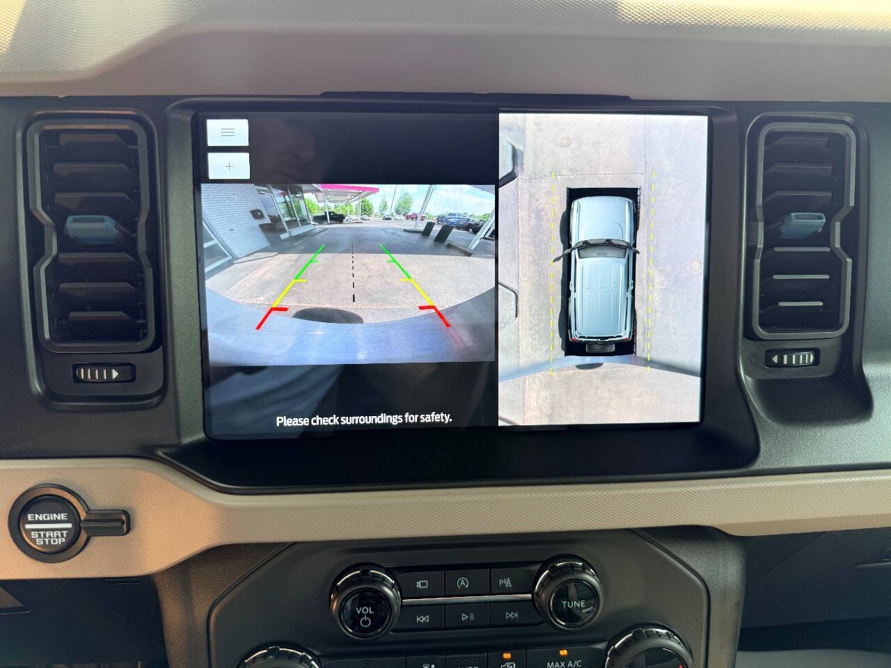 Used 2022 Ford Bronco Wildtrak AWD/4WD image 25