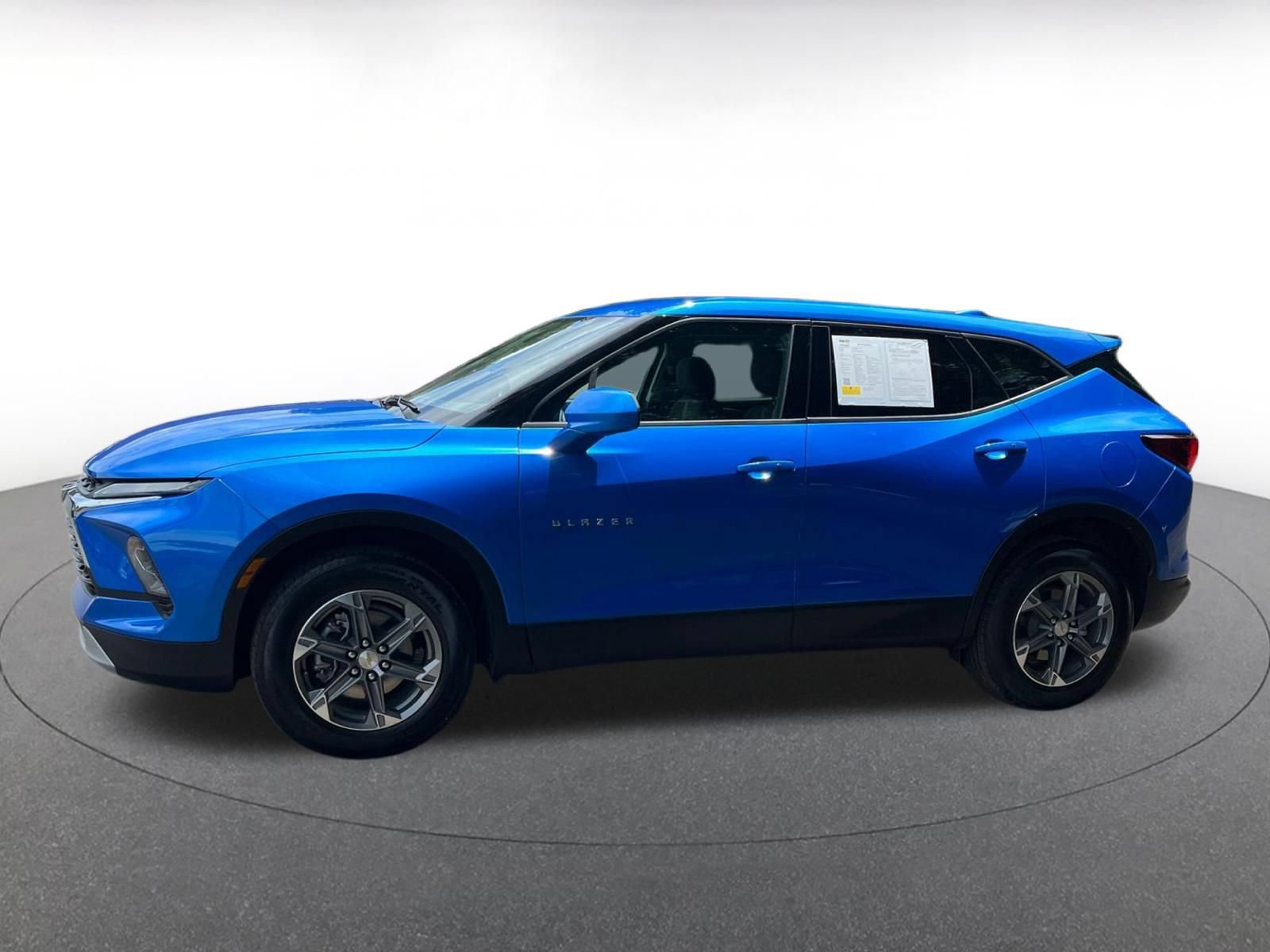 Used 2026 Chevrolet Blazer LT FWD image 7