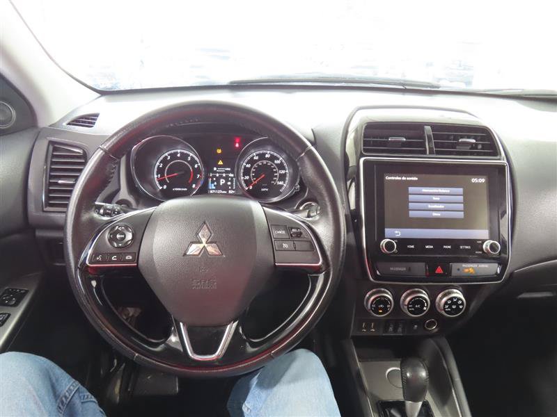 Used 2020 Mitsubishi Outlander Sport SE FWD image 13