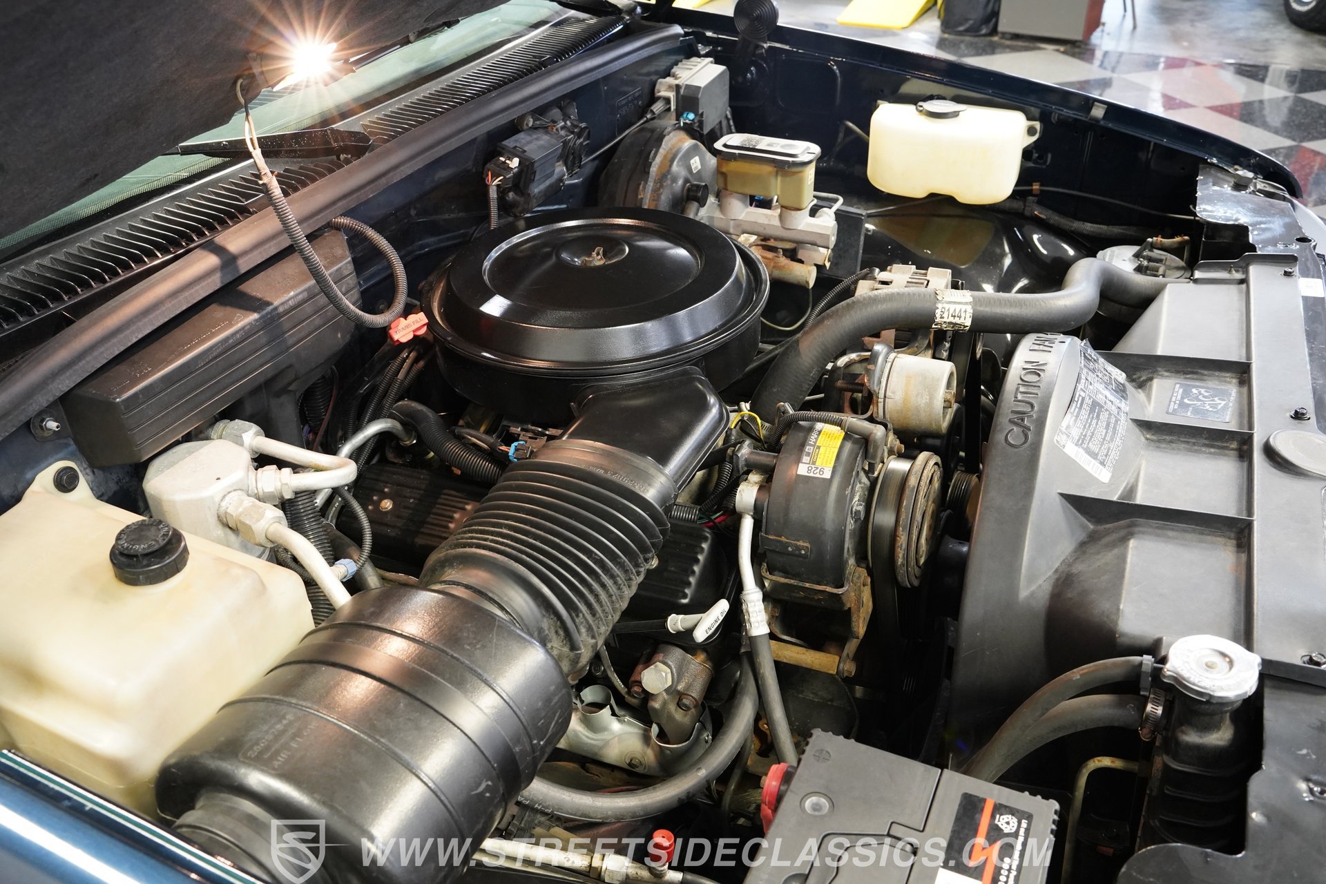 Used 1989 Chevrolet Silverado 1500 2WD Regular Cab image 36