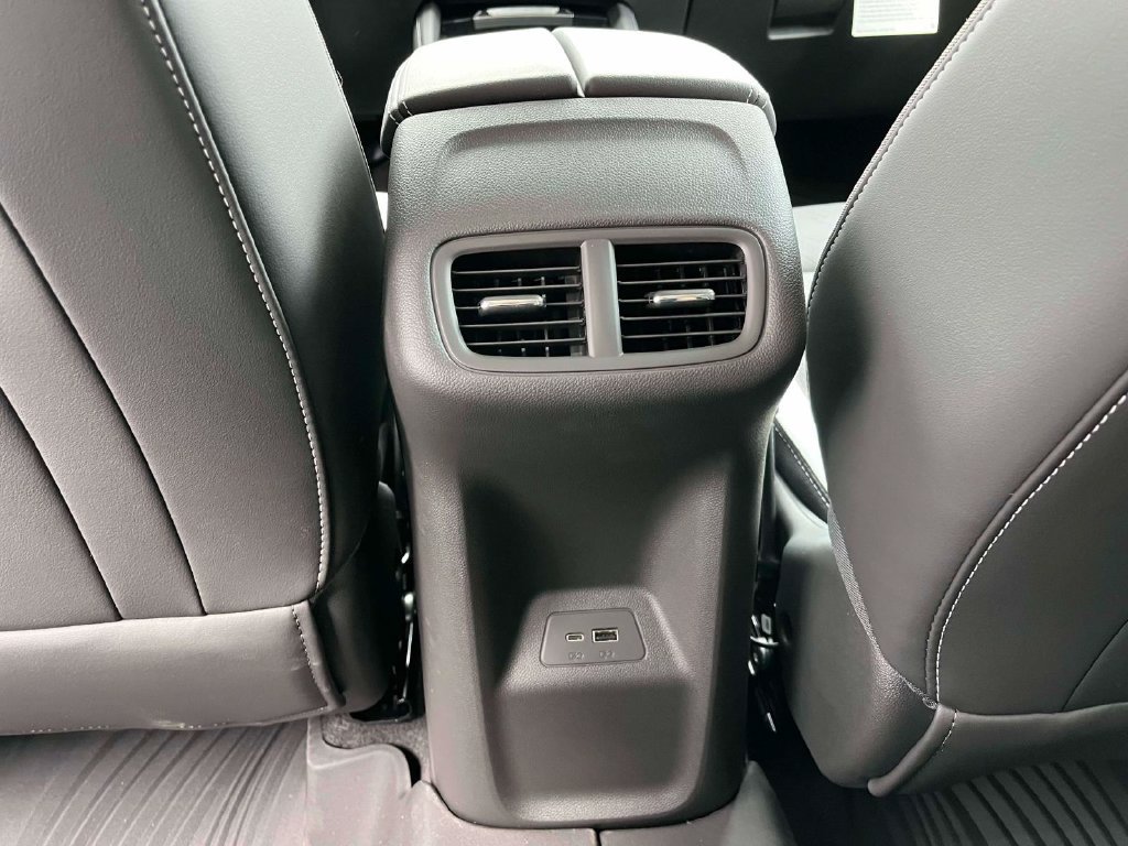 New 2026 Buick Envision Sport Touring AWD/4WD image 14
